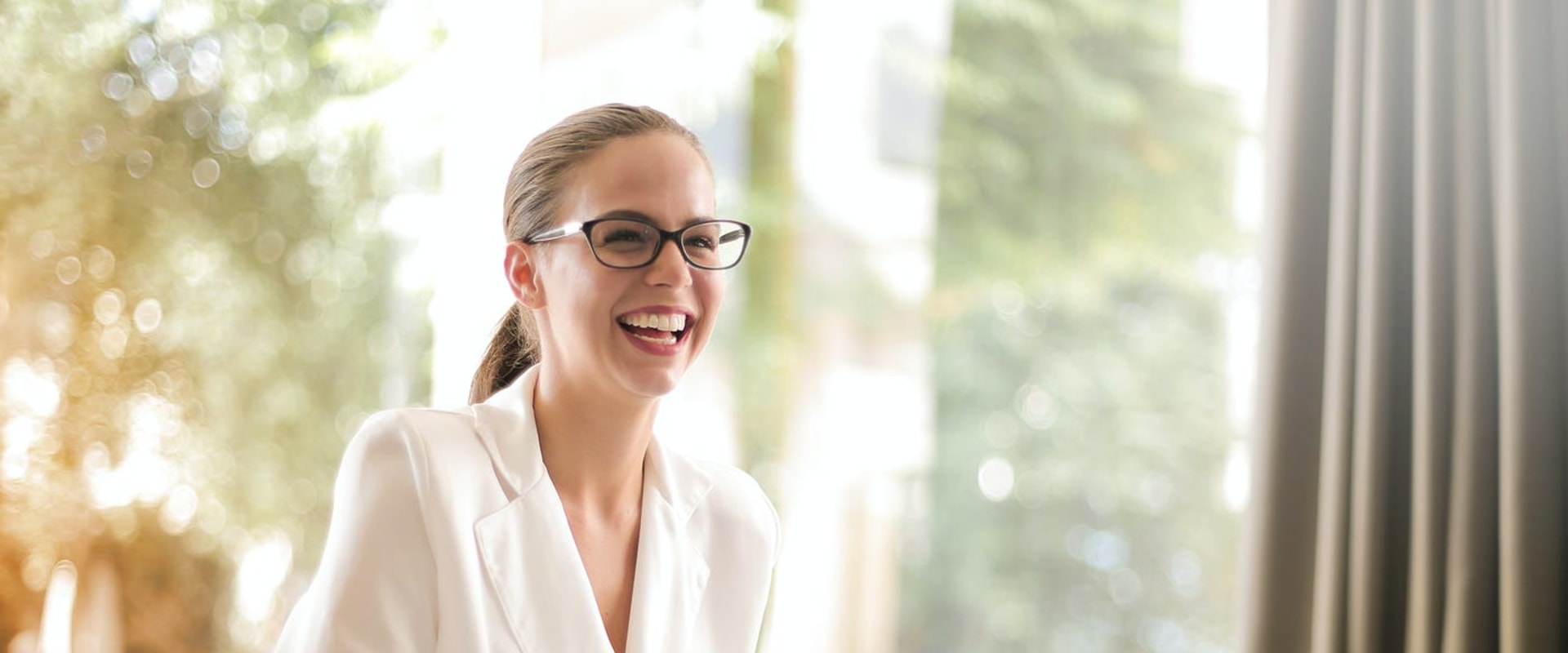 Mastering Invoice Tracking for Small Businesses